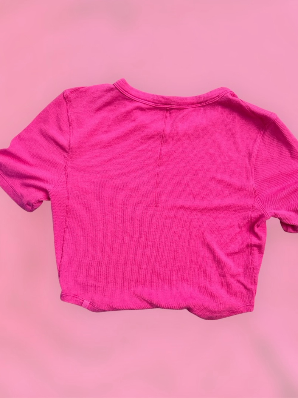 Lululemon Hold Tight Cropped T-Shirt
Sonic Pink - Picture 4 of 4